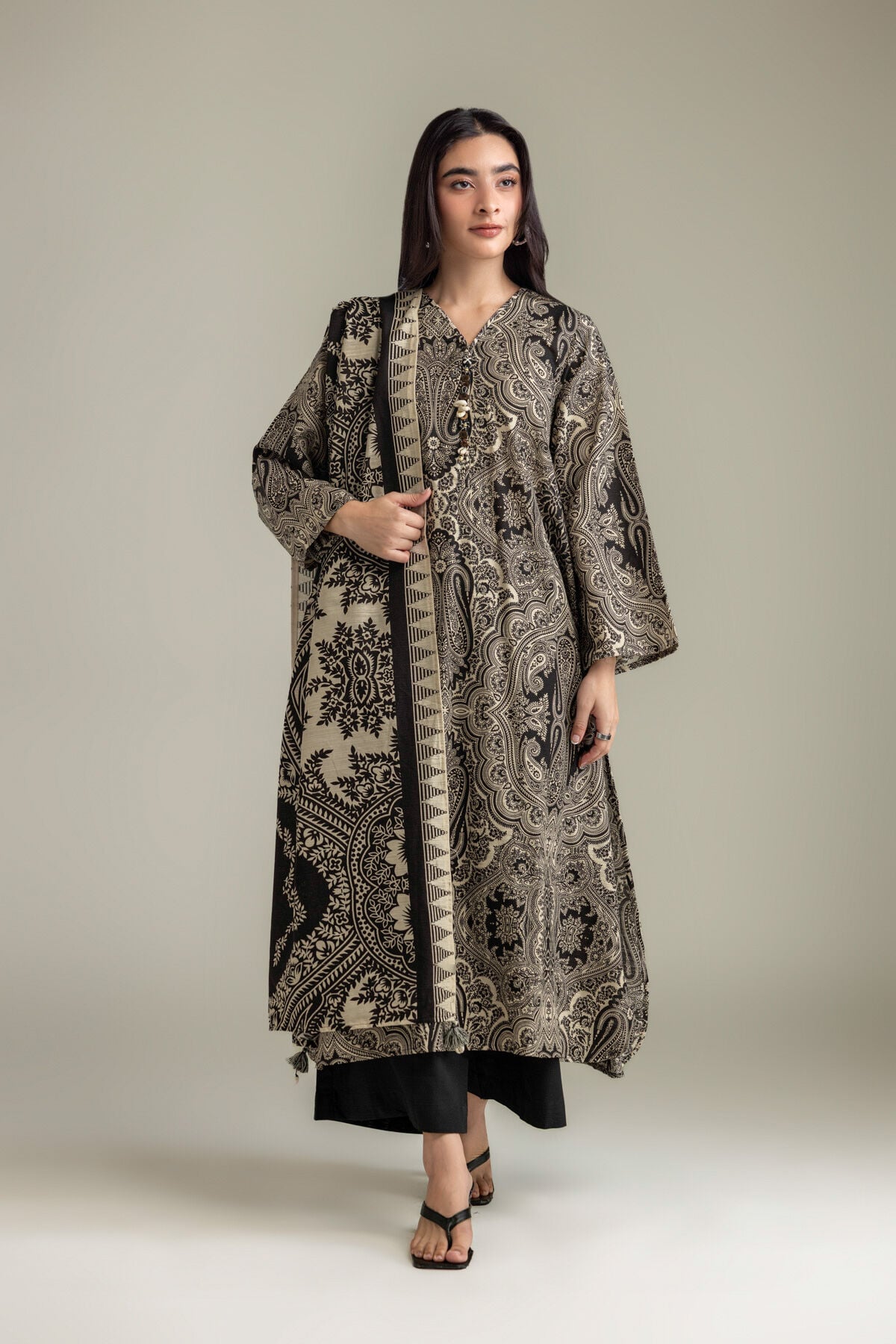 Retail Price: 6,000/-PKR