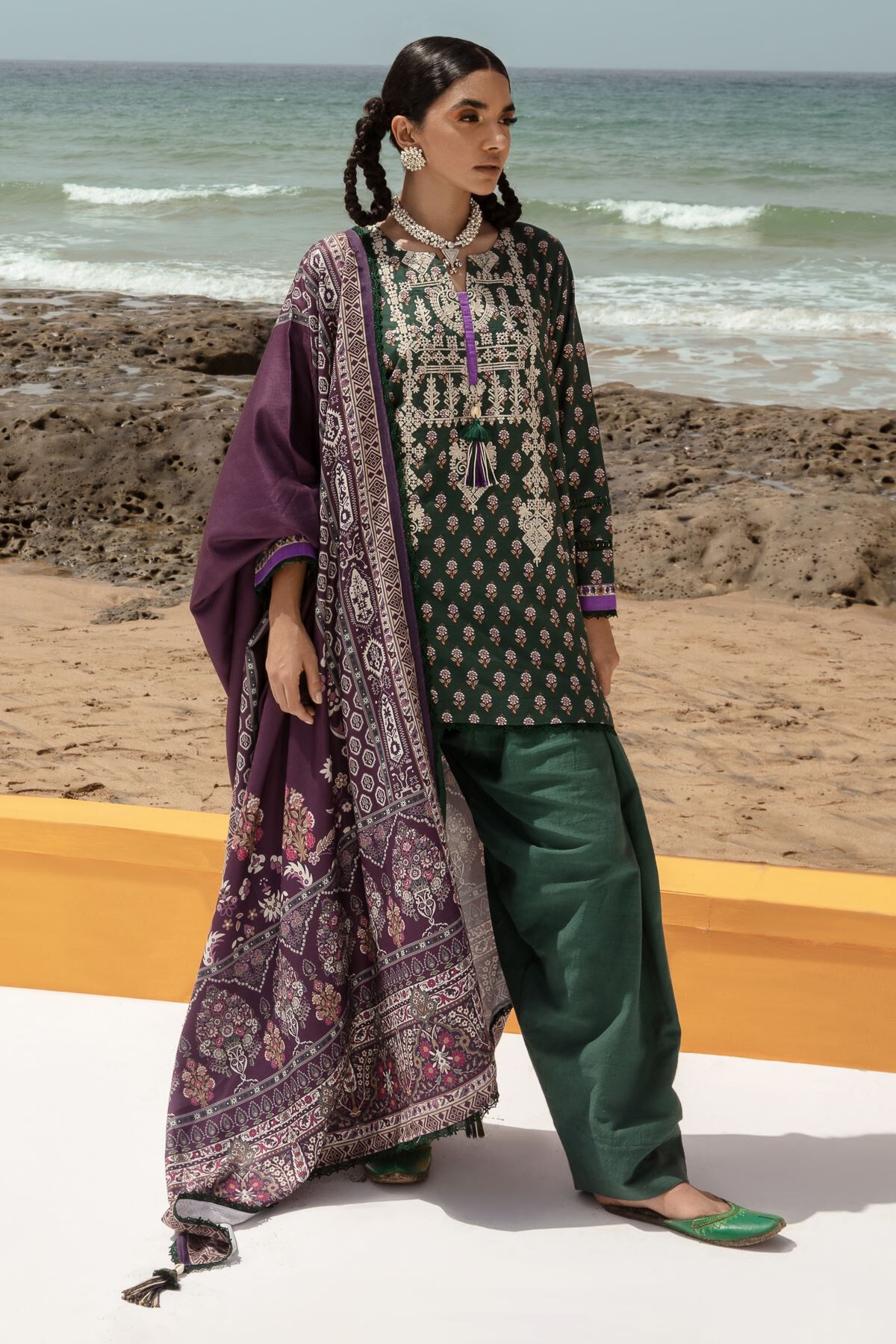 Khaadi suit price online
