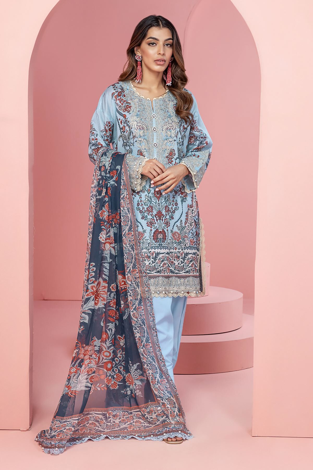 Unstitched Fabrics Lawn Suits