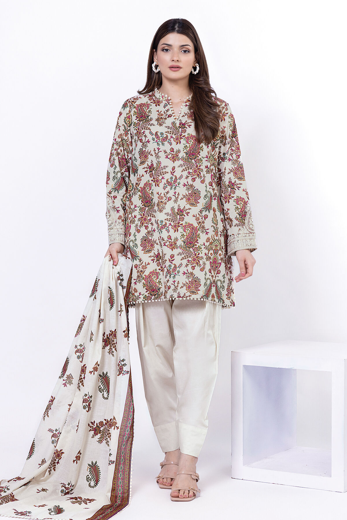 Buy Fabrics 3 Piece | 0.0 N/A | SS2399A-VG_MULTI | Khaadi Pakistan