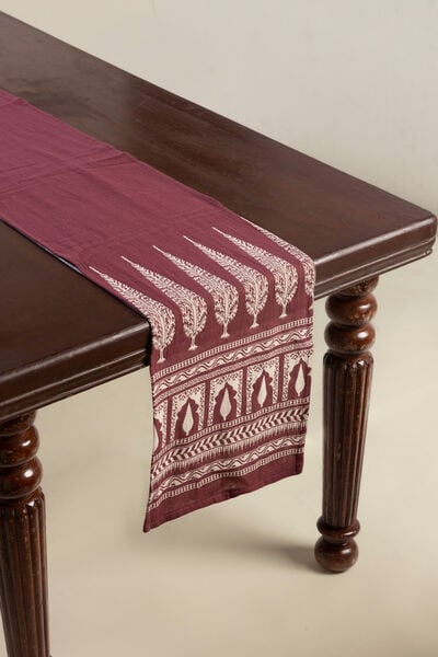 Dyed Dobby 12x96in Table Runner