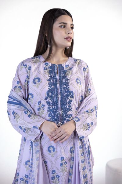 Embroidered | Lawn | Fabrics 3 Piece | PKR 3,375