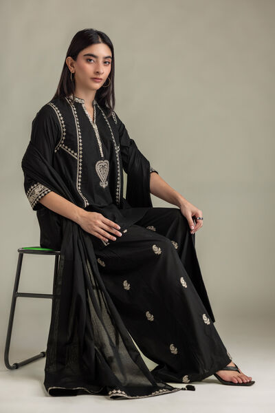 Embroidered Cambric Black Cambric Kurta