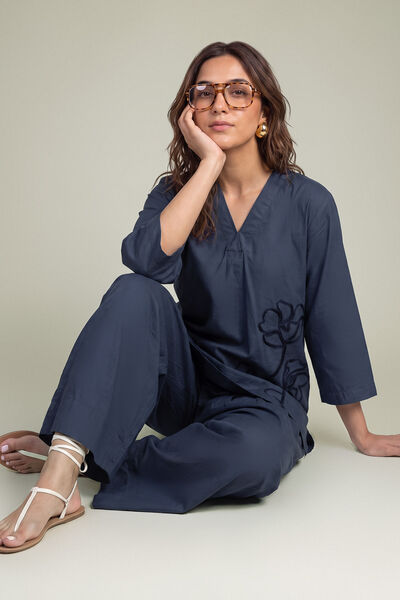 Dyed Poplin Navy V-Neck Kurta