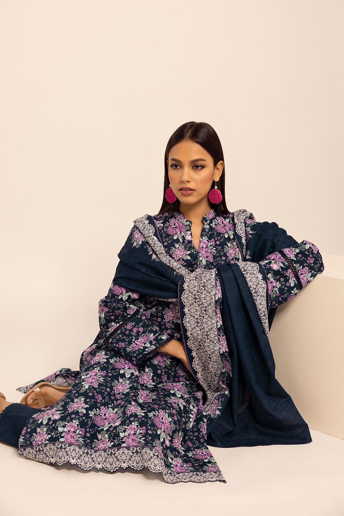 Khaadi outlet suits online