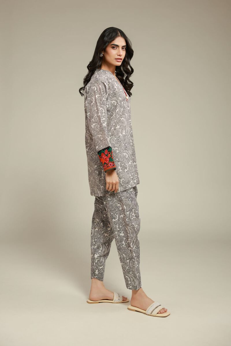 Tapered Paisley Shalwar