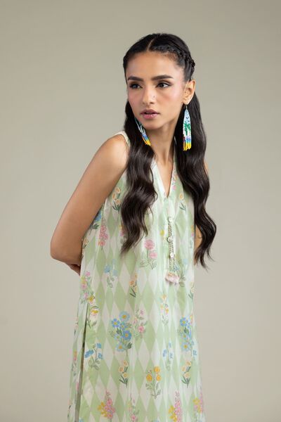 Sleeveless Floral Kurta, image 1