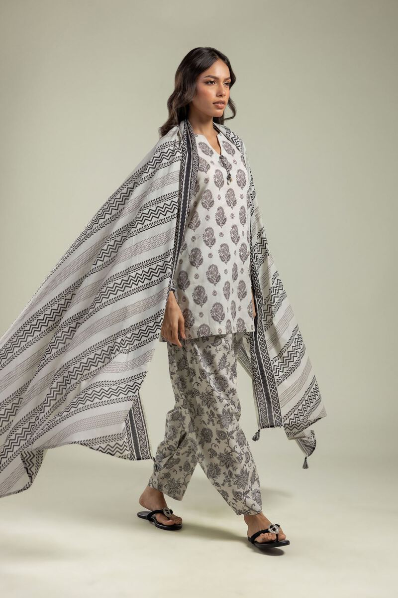 Printed Lawn Dupatta view 2