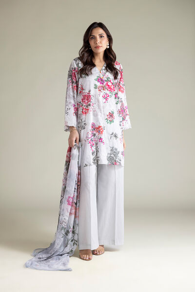 Embroidered Lawn Fabrics 3 Piece
