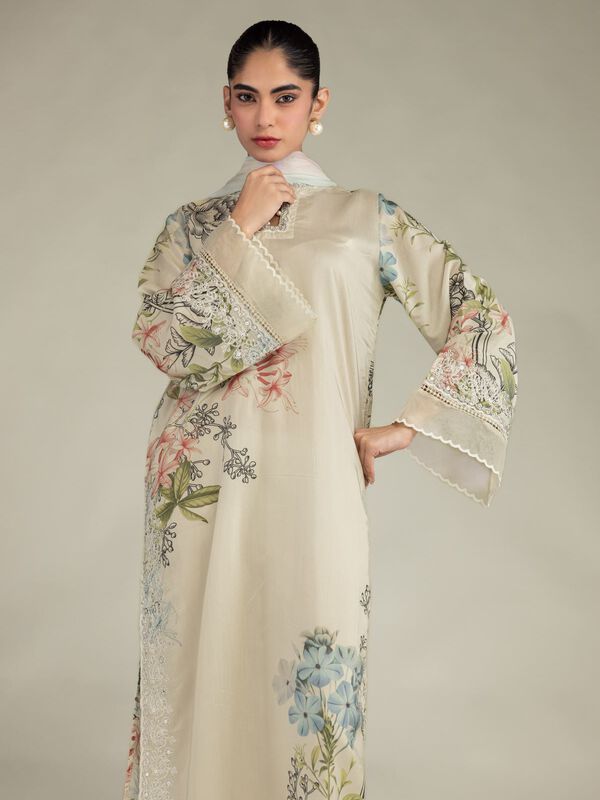 Floral Embroidered Kurta