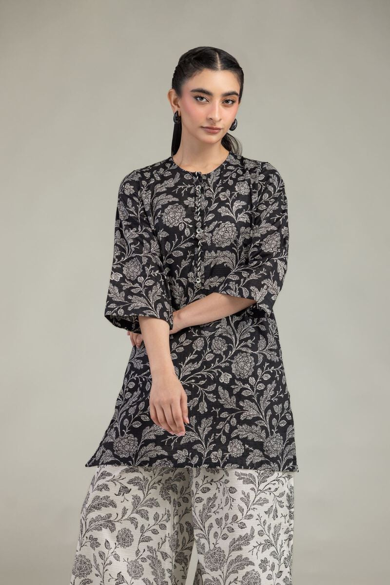 Round-Neck Floral Kurta 
