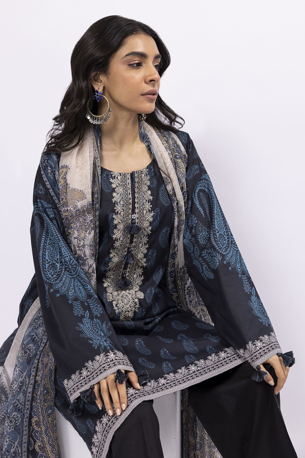 Buy Fabrics 3 Piece Suit 2195.00 PKR 1001767512 Khaadi Pakistan