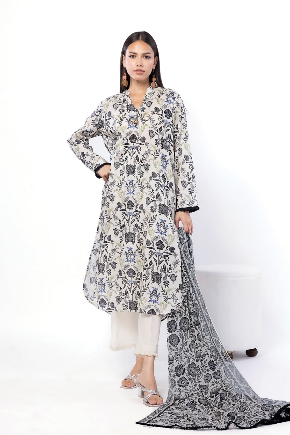 Buy Fabrics 3 Piece | 2925.00 PKR | SS2439A-G-VG_MULTI | Khaadi