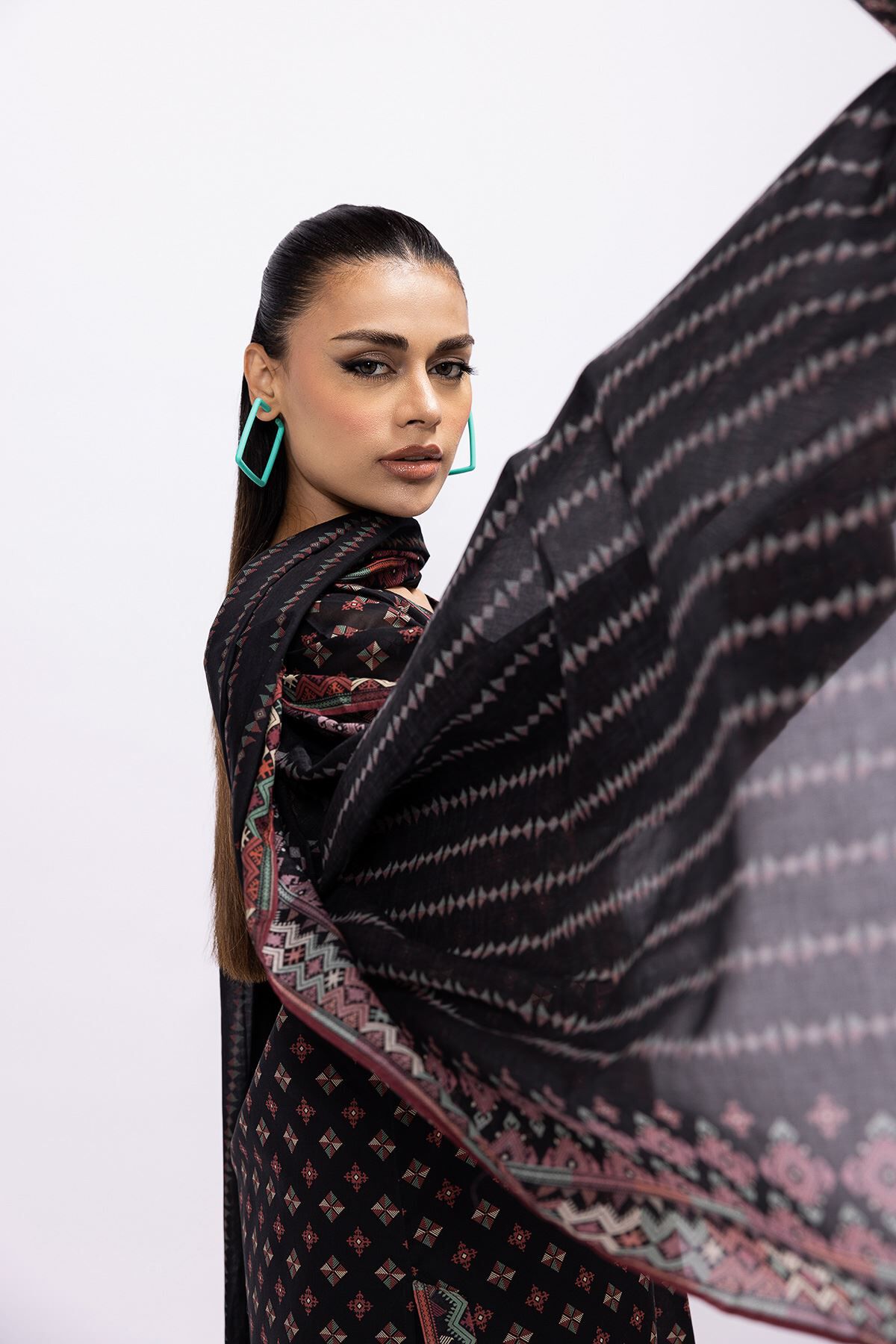 Khaadi suits with price store