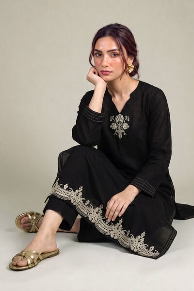 Embroidered Light Khaddar Tailored 2-Piece Set