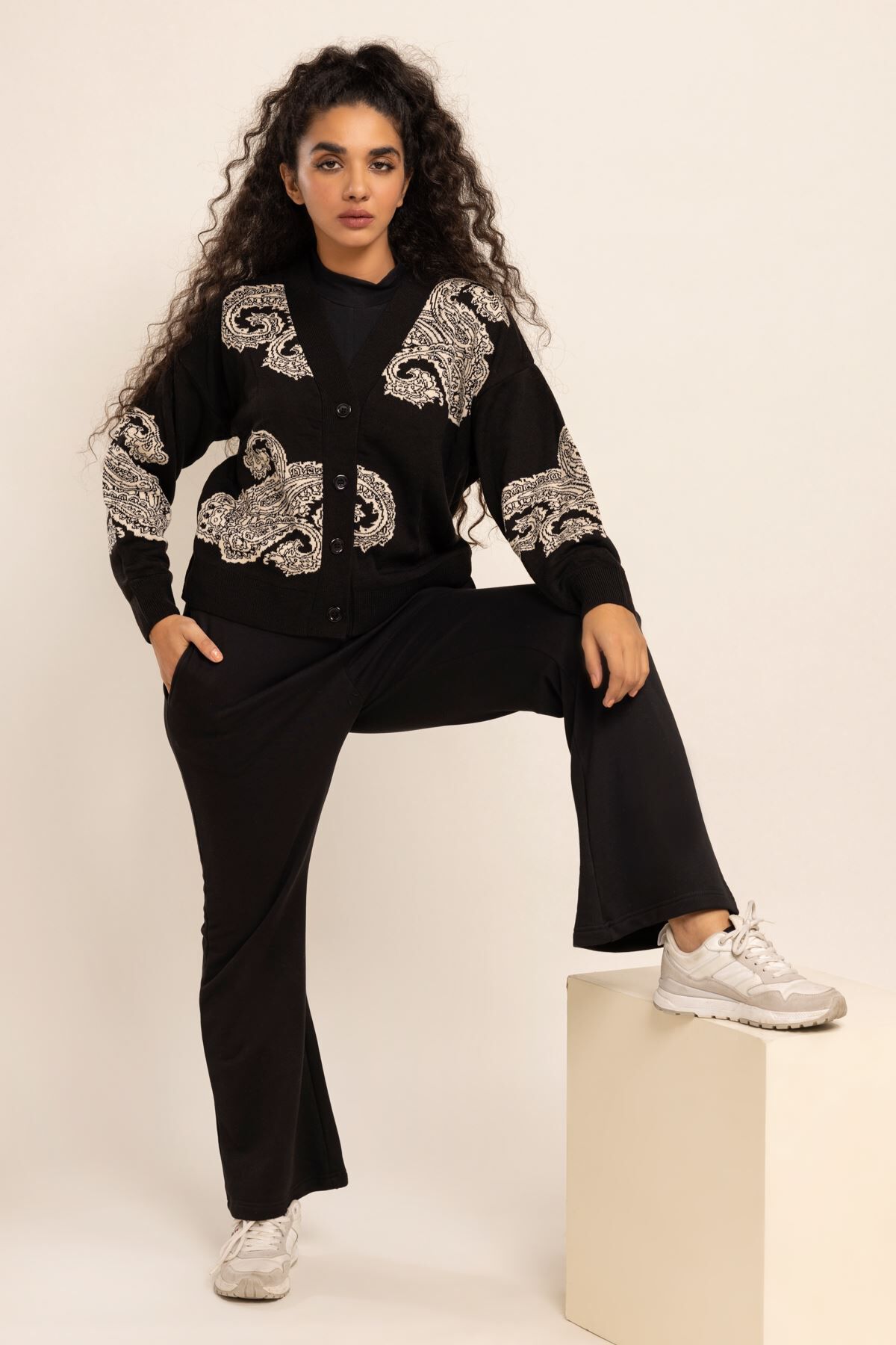Khaadi sweaters discount
