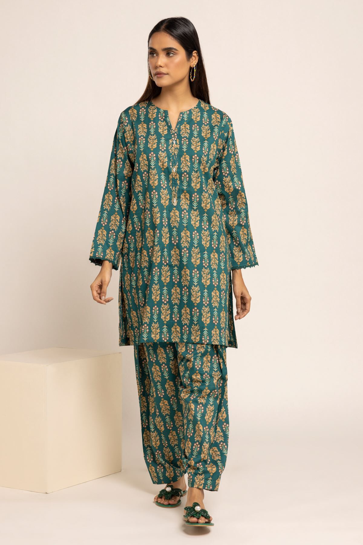 Khaadi frocks 2025