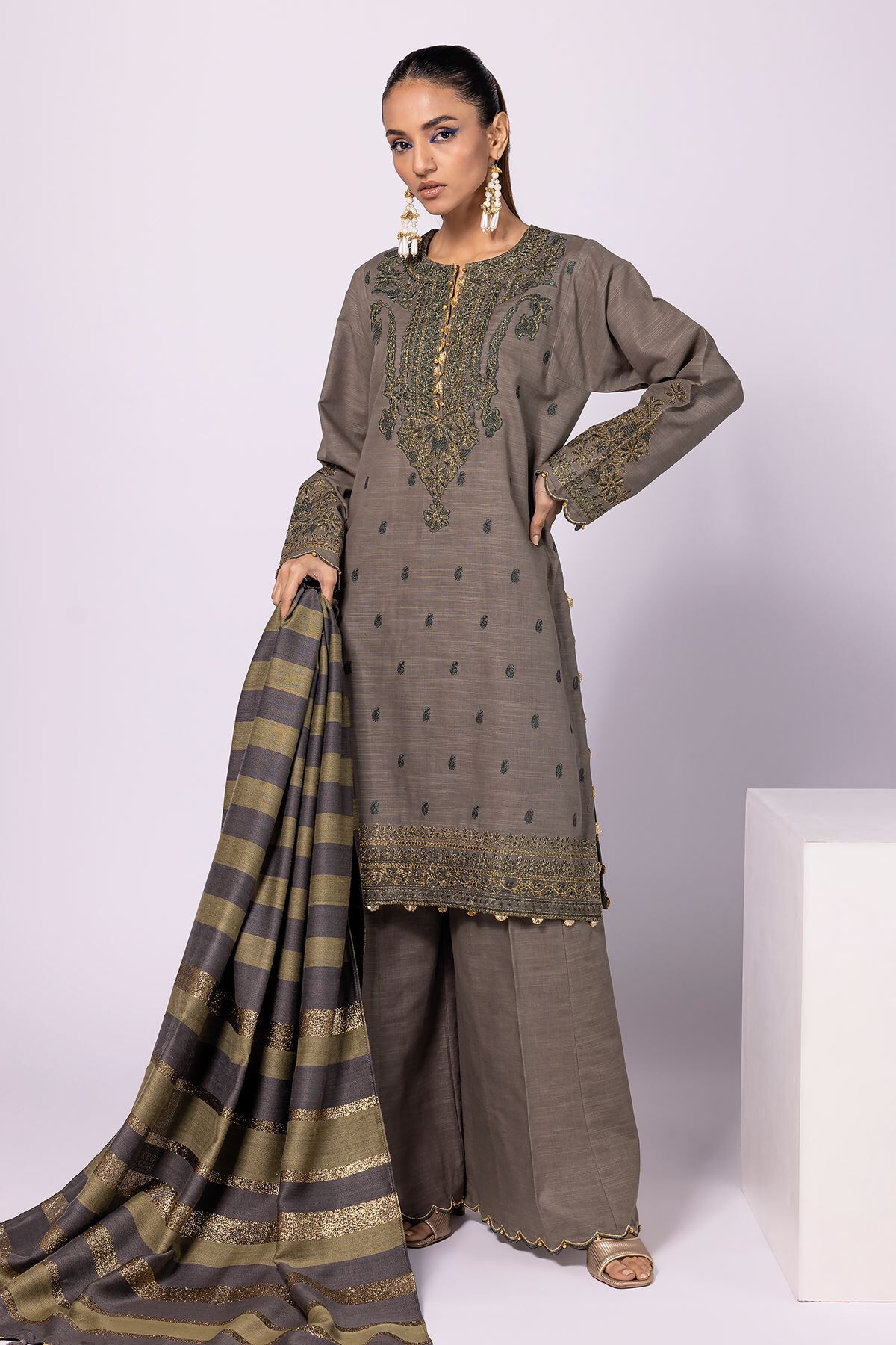 Buy Fabrics 3 Piece Suit 2547.00 PKR 1001743700 Khaadi Pakistan