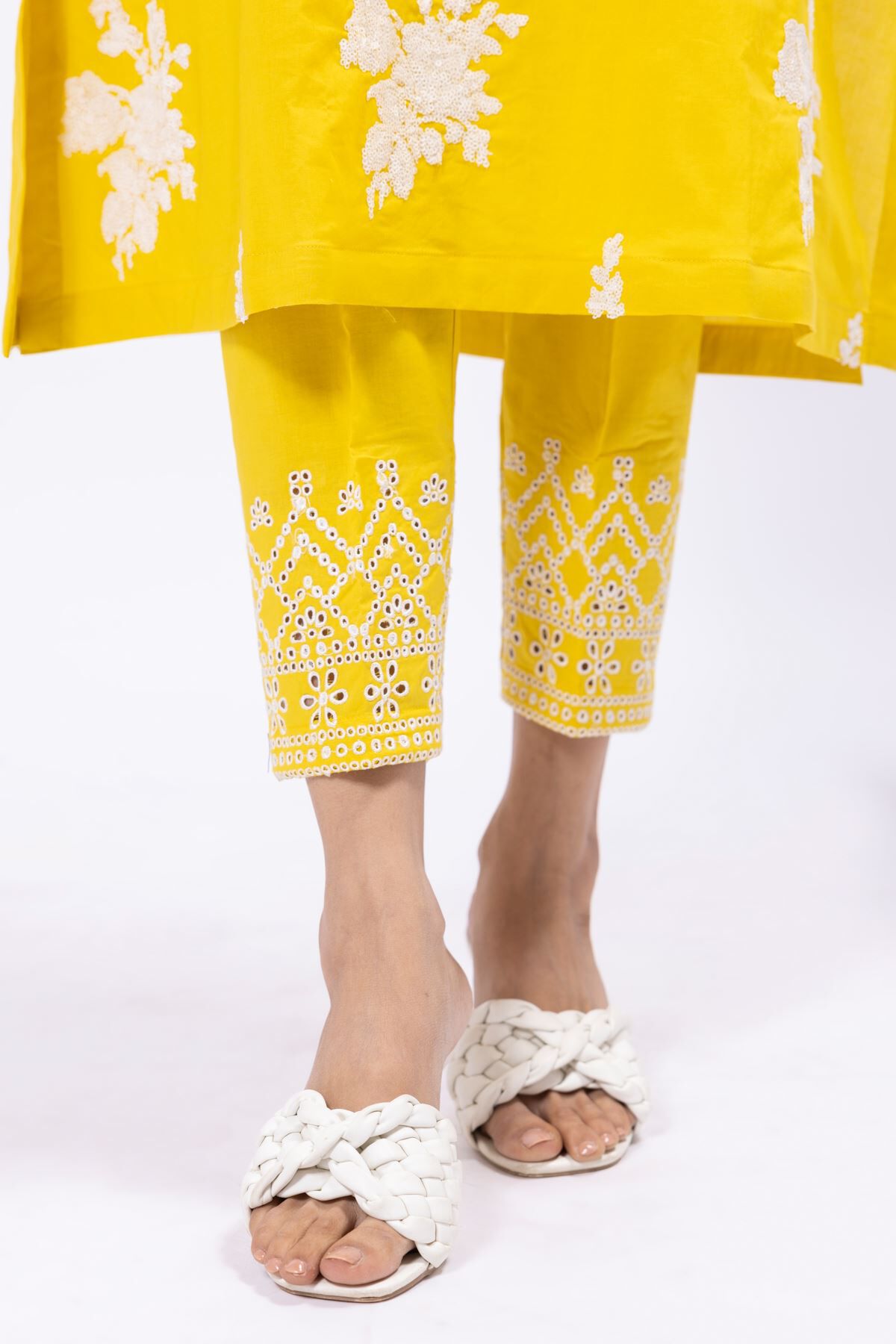 Khaadi on sale embroidered trousers