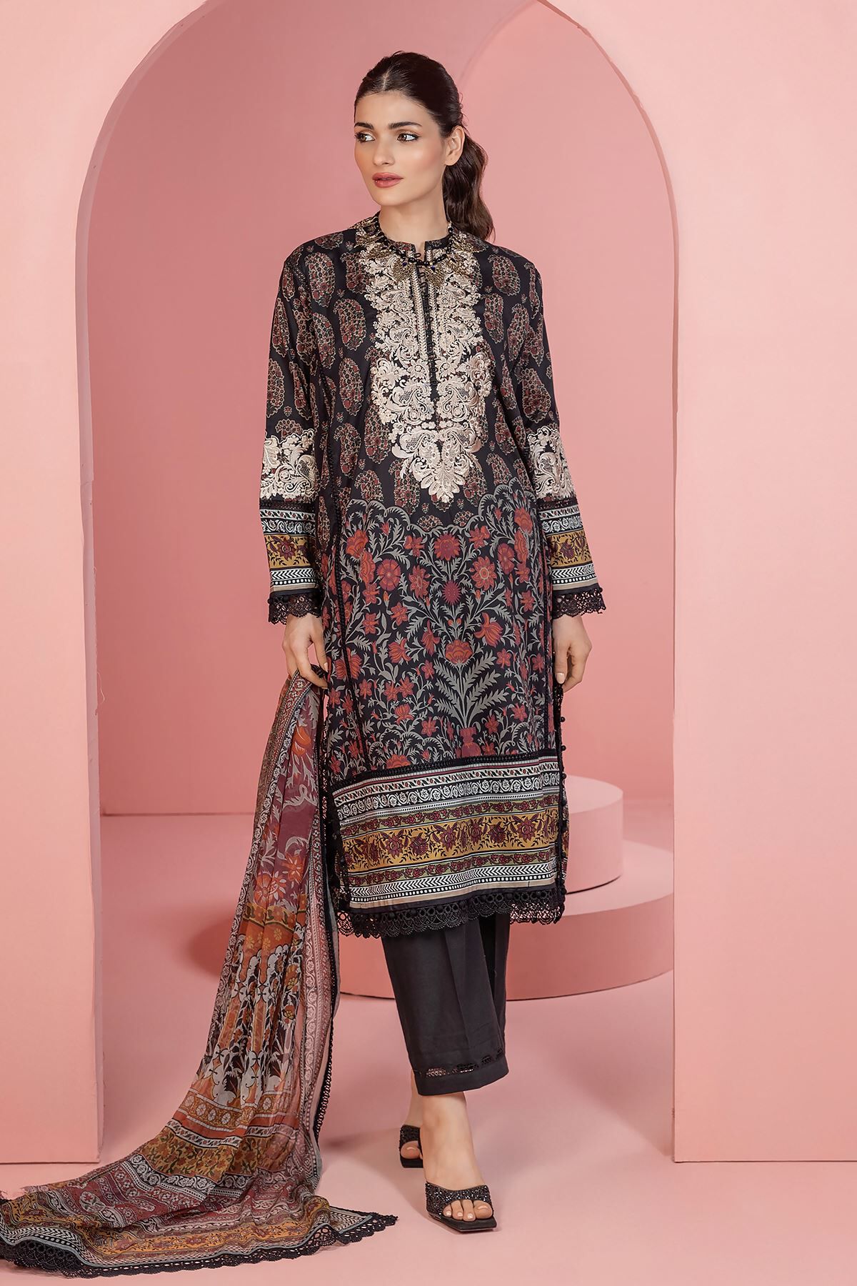 Khaadi lawn suits best sale