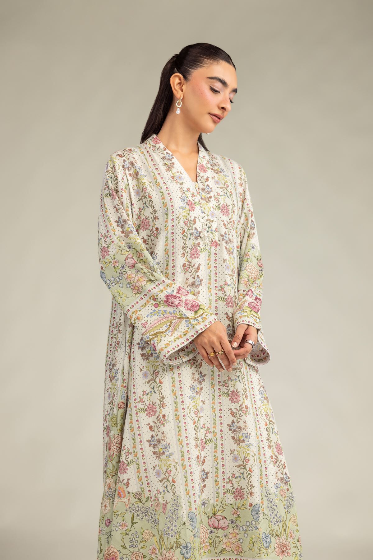 Khaadi - Floral V Neck Kurta