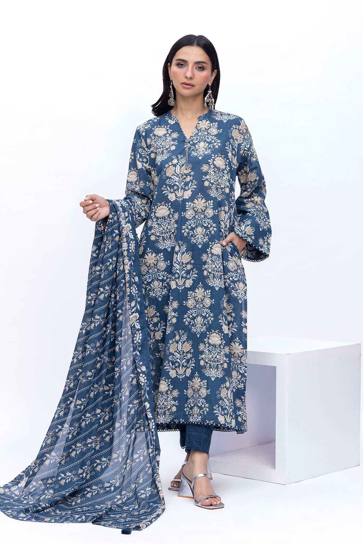 Buy Fabrics 3 Piece | 0.0 N/A | SS2353A-VG_MULTI | Khaadi Pakistan