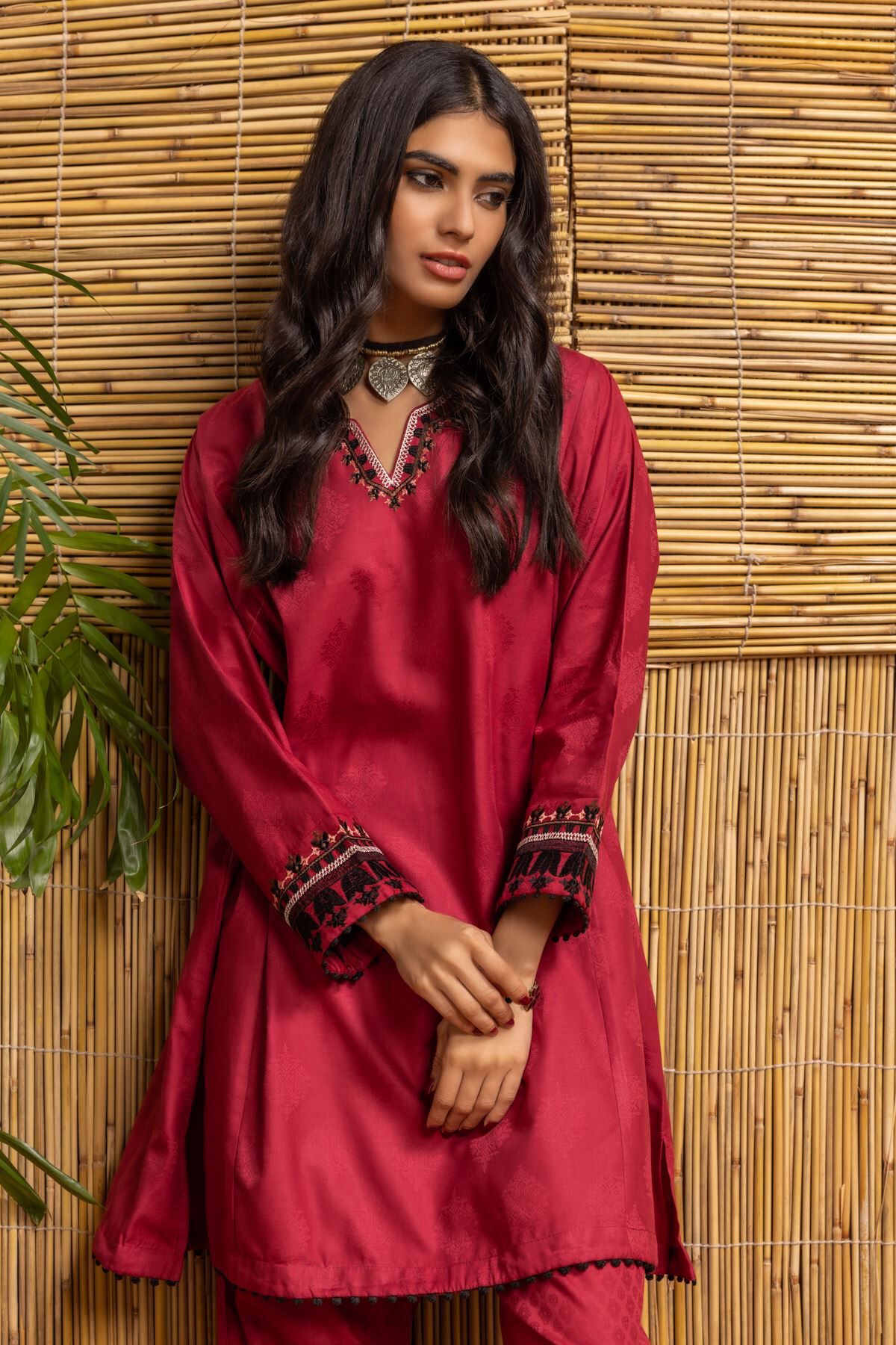 Khaadi velvet dresses 2025