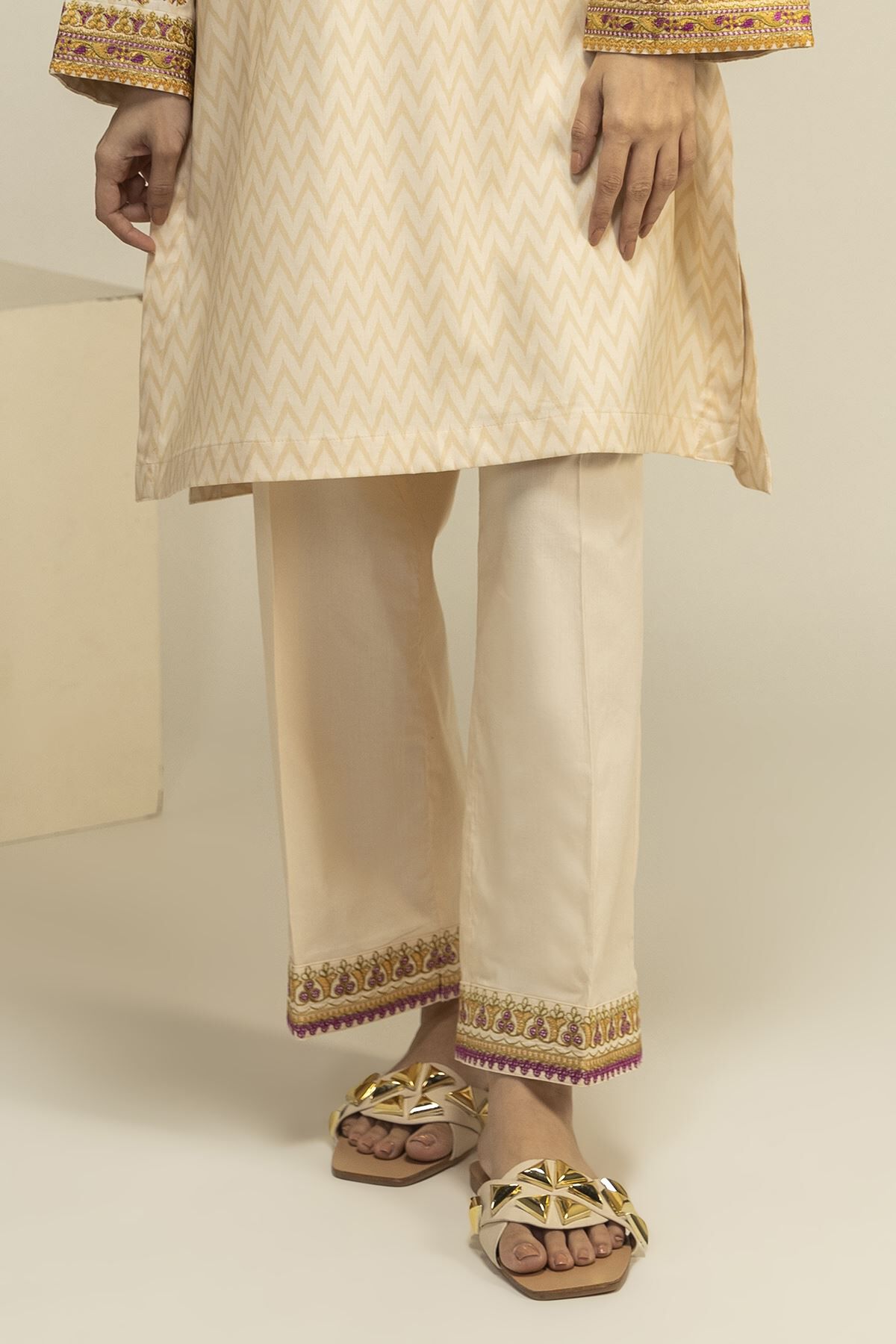Khaadi embroidered trousers sale