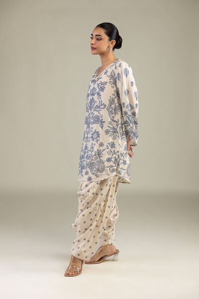 Printed Textured Weave Floral Printed Shalwar