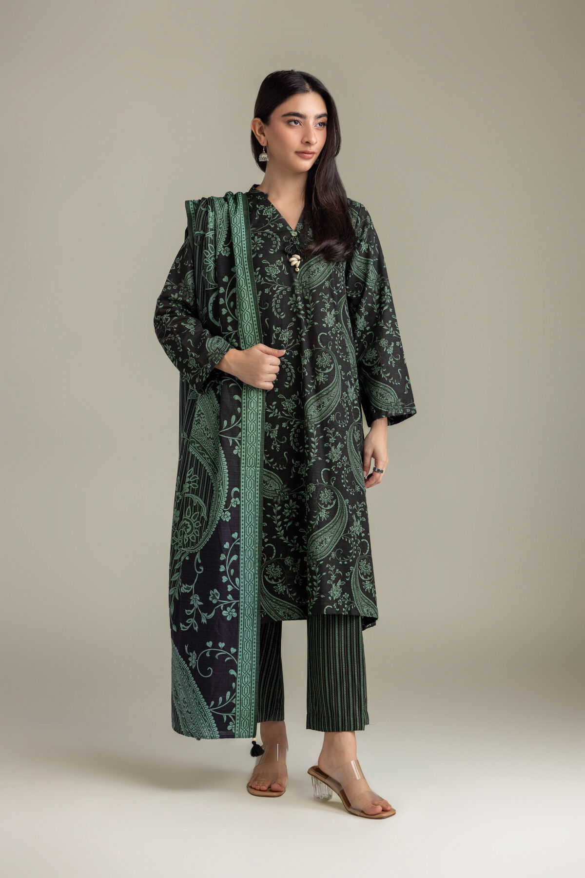 Retail Price: 6,000/-PKR