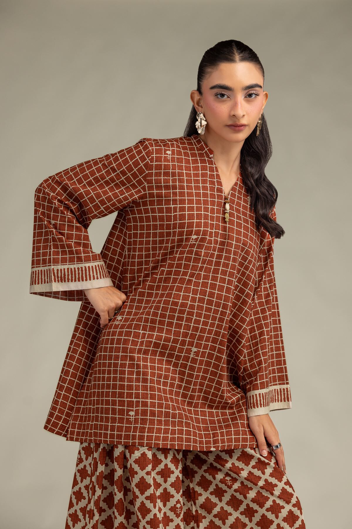 Khaadi - Cambric V Neck Kurta