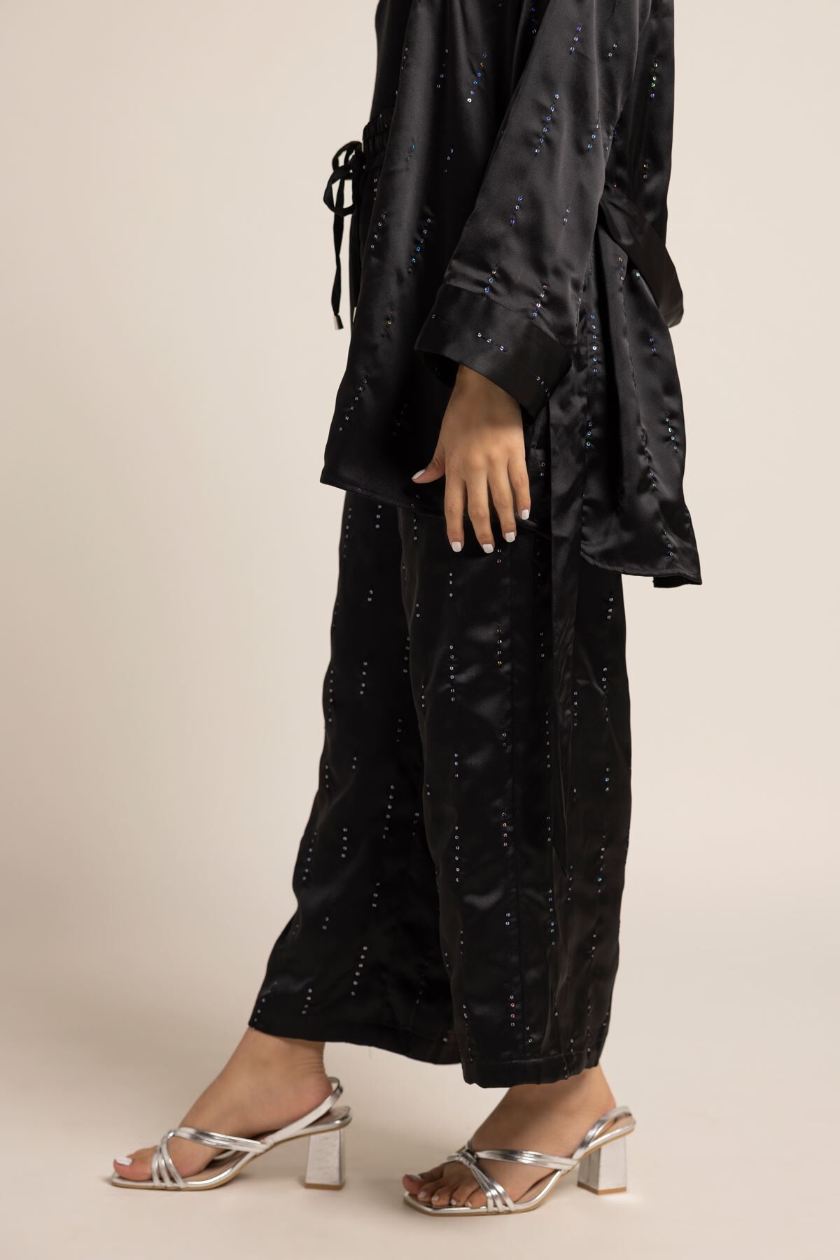 Khaadi embroidered hotsell trousers