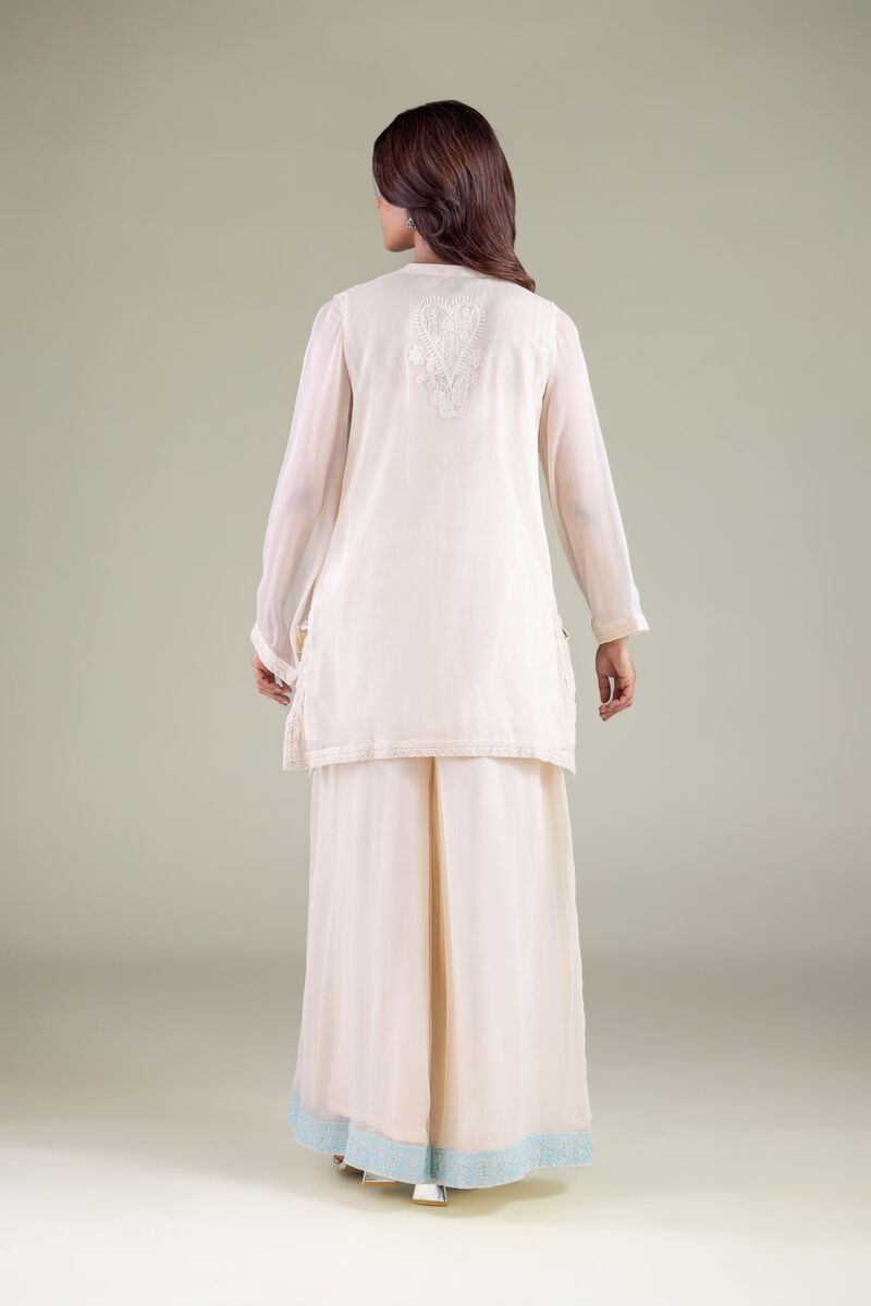 V-Neck Thread Kurta