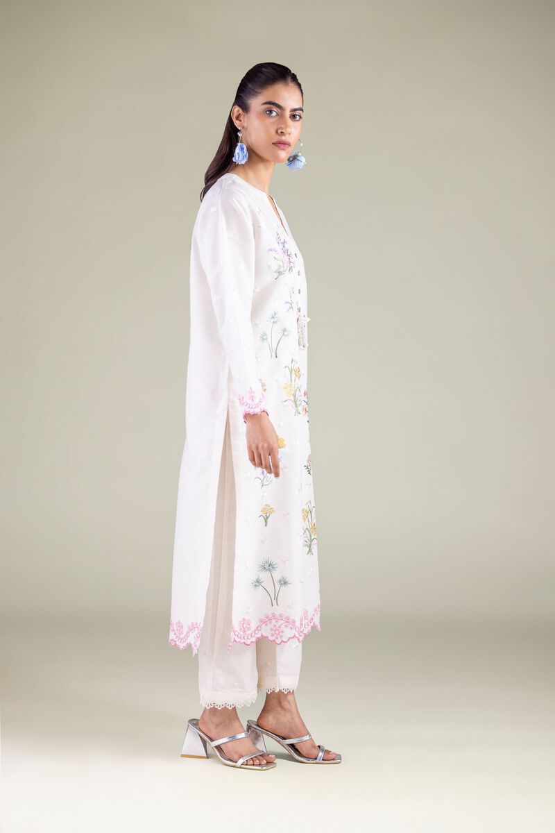 Floral Embroidered Kurta
