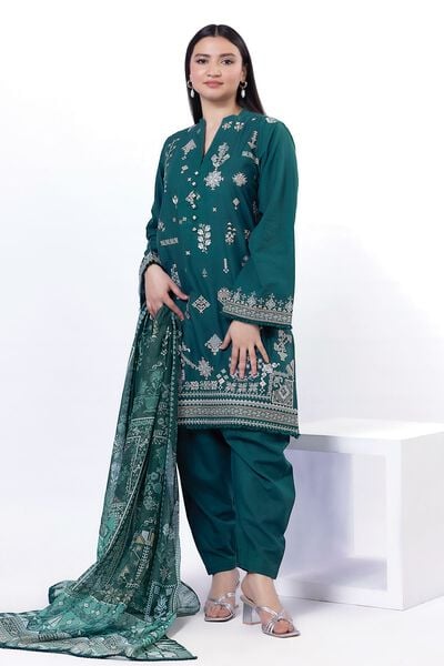 Embroidered | Cambric | Fabrics 3 Piece | PKR 6,000