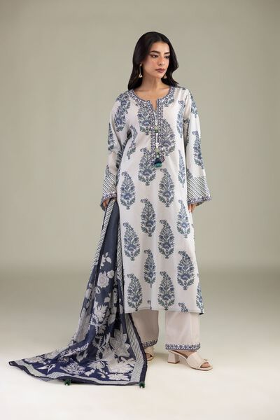 Embroidered Lawn Fabrics 3 Piece