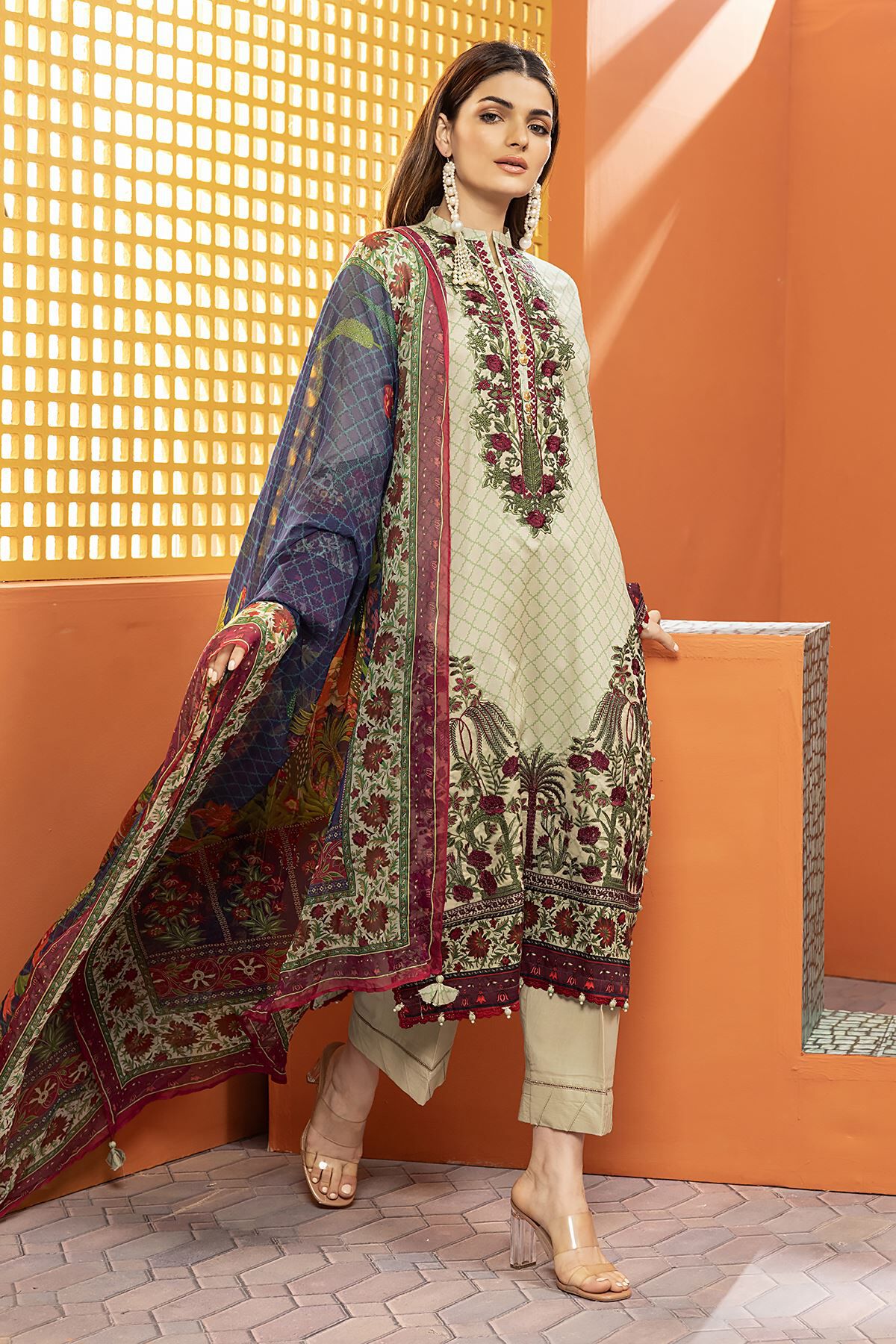Unstitched Sale 2024 Flat 50 Fabrics Khaadi PK