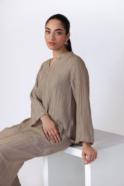 Dyed | Ripple Crinkle
            
        Kurta