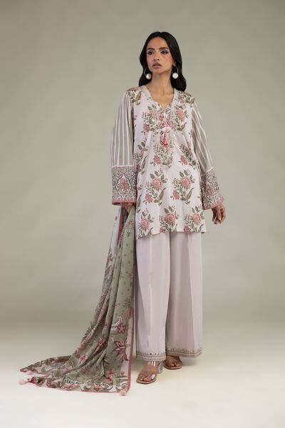 Embroidered Lawn Fabrics 3 Piece
