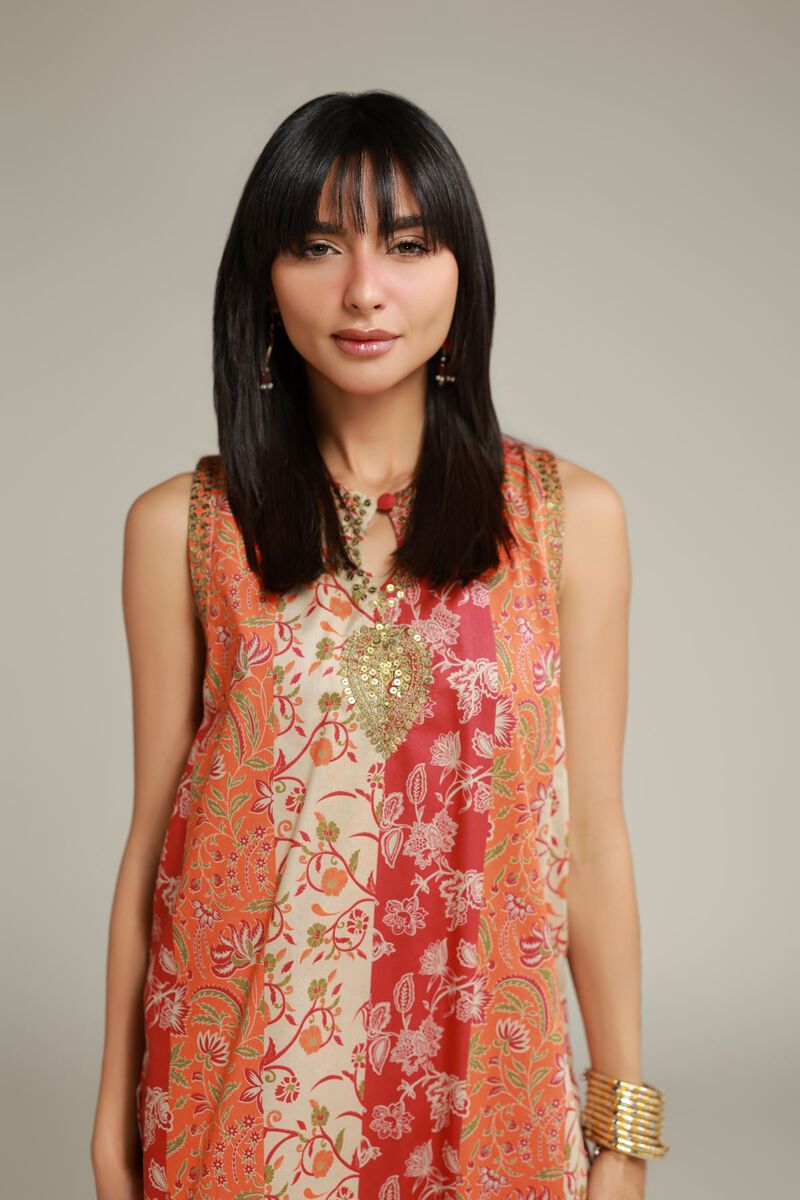 Sleeveless Cambric Kurta