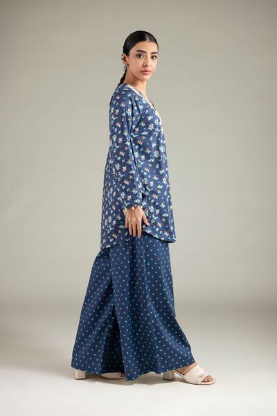 Pants, image 1