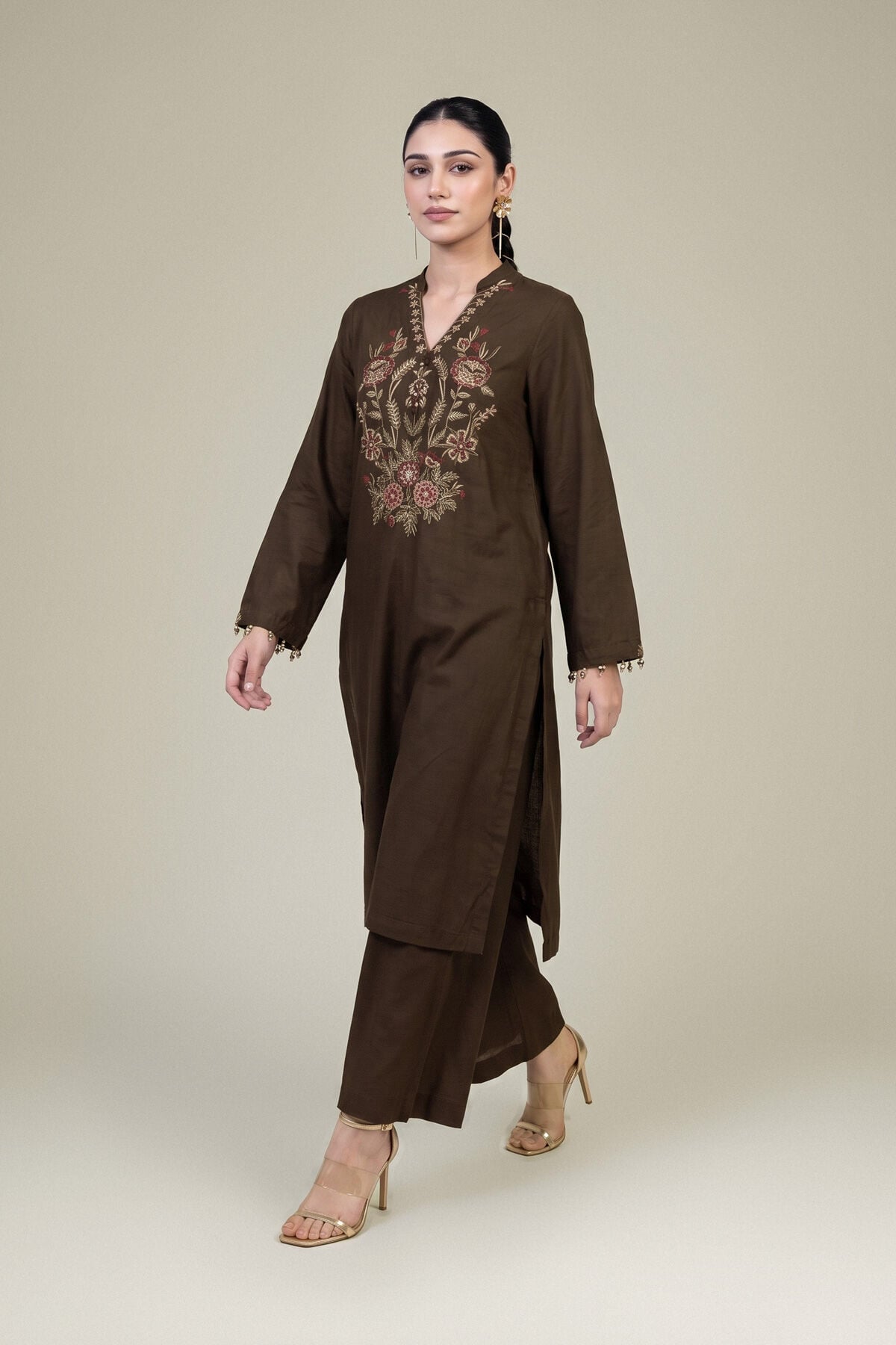 Retail Price: 4,000/-PKR