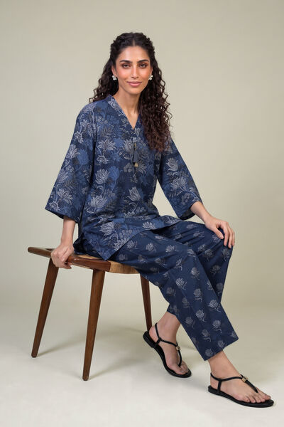 Printed Light Khaddar Floral Navy Kurta