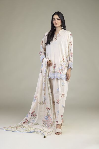 Embroidered Lawn Fabrics 3 Piece