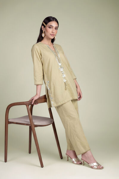 Embroidered Cambric Beige Cambric Kurta
