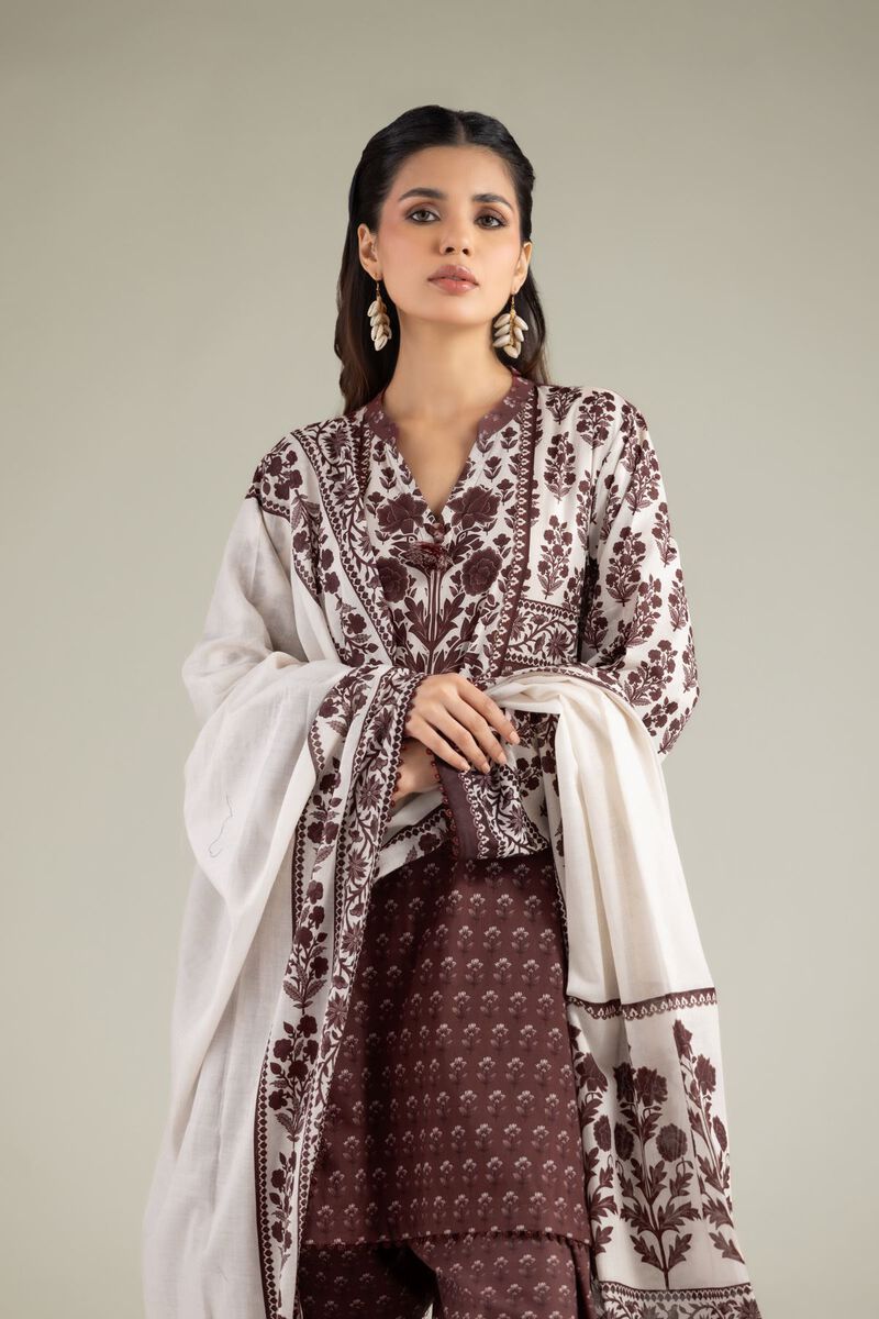 Tailored Lawn Set