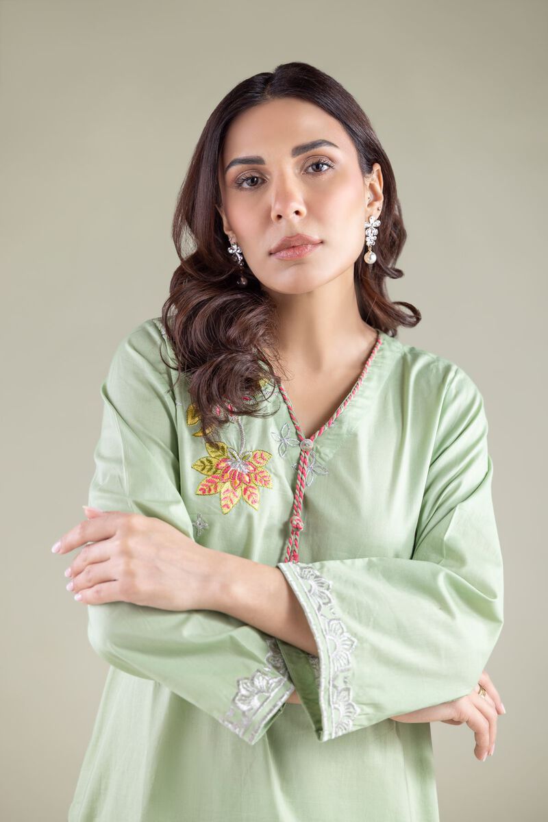 Cambric V-Neck Kurta