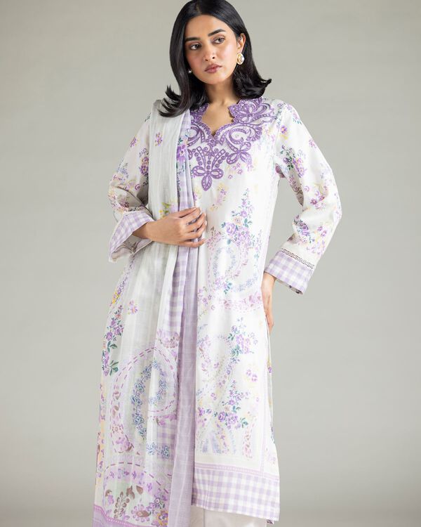 Tailored Lawn Set