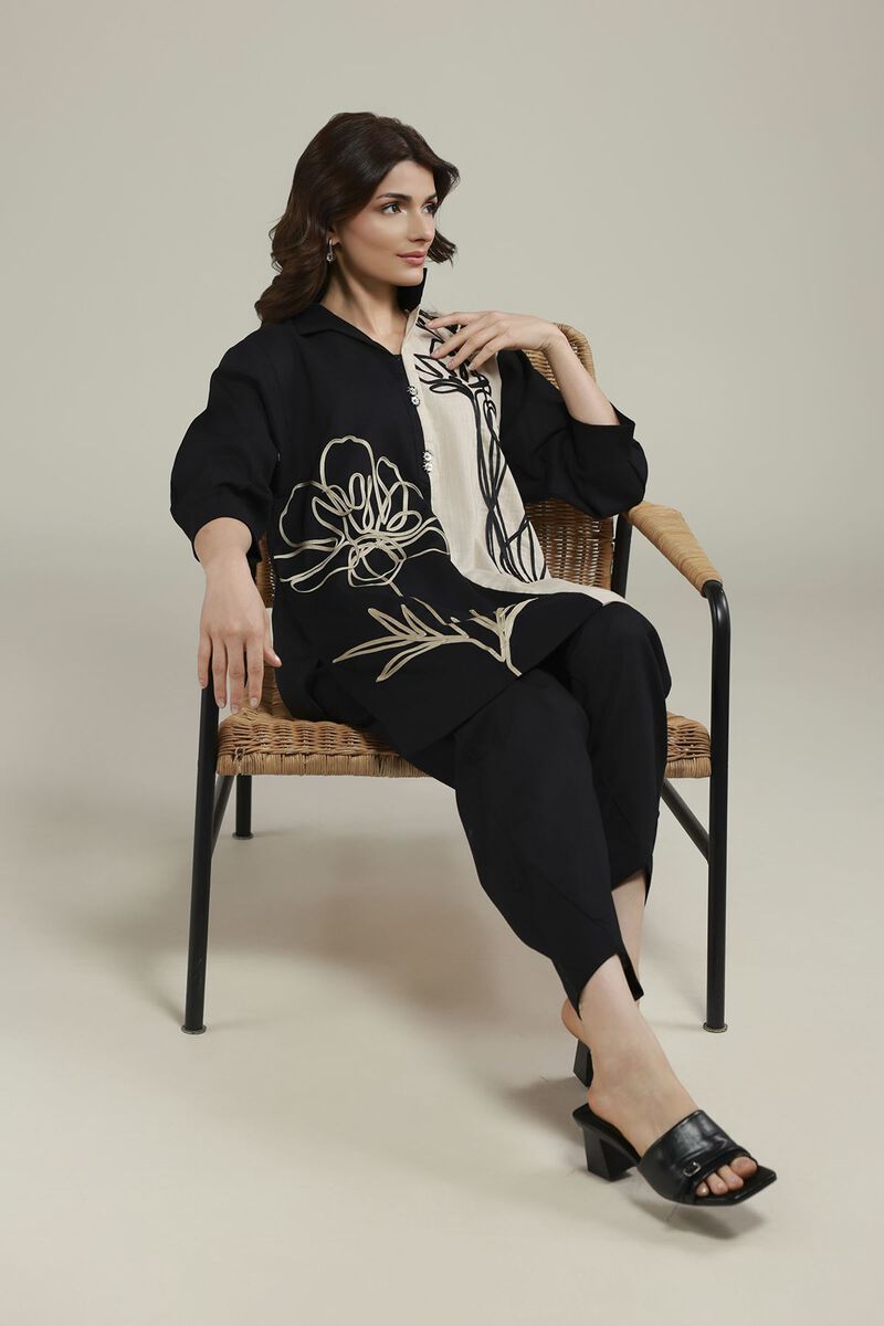 Floral Threadwork Kurta