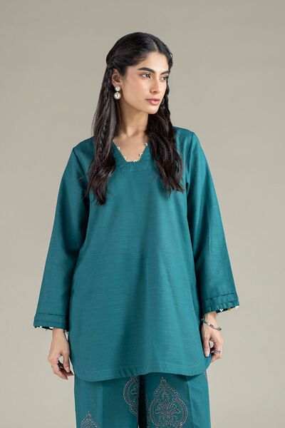 Dyed | Khaddar
            
        Kurta